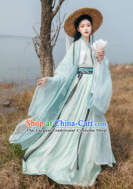 Asian Chinese Jin Dynasty Princess Historical Costume Ancient Swordswoman Traditional Hanfu Dress for Women