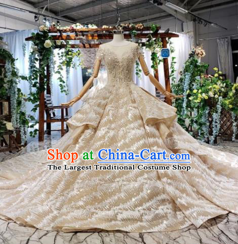 Top Grade Customize Bride Embroidered Beads Trailing Full Dress Court Princess Wedding Costume for Women