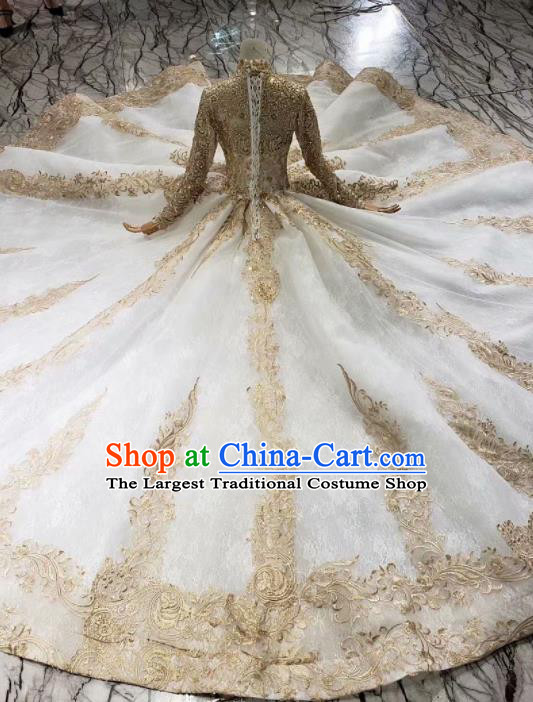 Handmade Customize Embroidered Court Trailing Wedding Dress Princess Bride Costume for Women