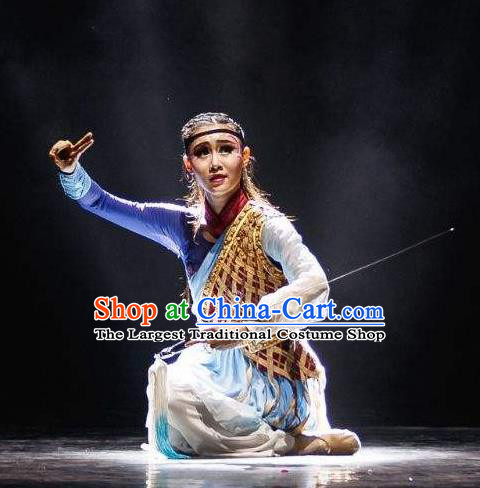 Beautiful Chinese Dance Yue Nv Ling Feng Swords Dance Costume Traditional Classical Dance Dress for Women
