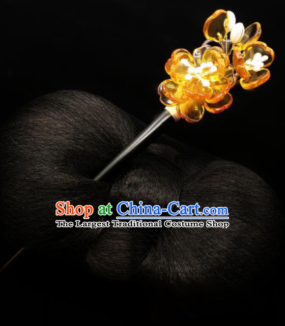 Chinese Ancient Hanfu Yellow Plum Hairpins Traditional Handmade Hair Accessories for Women