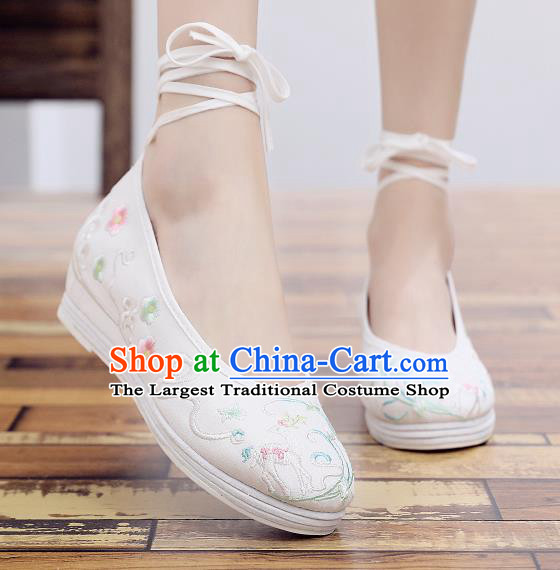 Asian Chinese Classical Dance Embroidered Deer White Shoes Traditional Hanfu Shoes National Cloth Shoes for Women