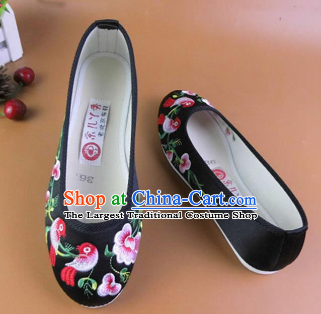 Asian Chinese National Embroidered Peach Blossom Black Shoes Ancient Princess Satin Shoes Traditional Hanfu Shoes for Women