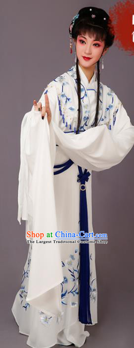 Chinese Traditional Beijing Opera Dan Actress White Dress Peking Opera Princess Embroidered Costumes for Women