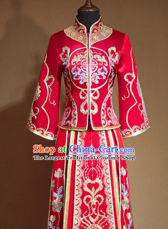 Chinese Traditional Embroidered Red Xiu He Suit Ancient Wedding Dress Bride Costumes for Women