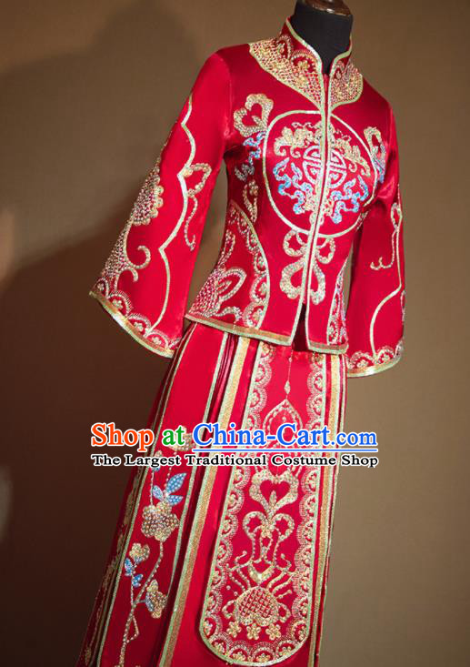 Chinese Traditional Embroidered Red Xiu He Suit Ancient Wedding Dress Bride Costumes for Women