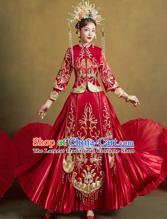 Chinese Traditional Wedding Drilling Xiu He Suit Embroidered Red Dress Ancient Bride Costumes for Women