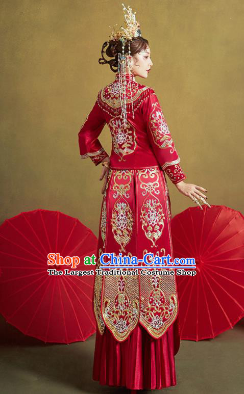 Chinese Traditional Embroidered Peony Wedding Xiu He Suit Red Blouse and Dress Ancient Bride Costumes for Women