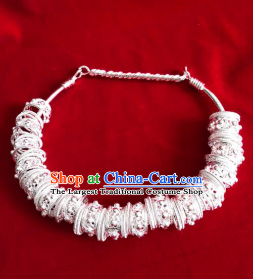 Chinese Handmade Traditional Miao Nationality Silver Necklace Ethnic Wedding Bride Accessories for Women