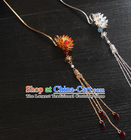 Chinese Classical Golden Lotus Hair Clip Hair Accessories Handmade Ancient Hanfu Red Beads Tassel Hairpin for Women