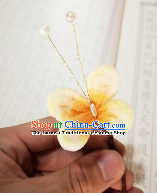 Chinese Ancient Princess Yellow Velvet Hairpins Hair Accessories Handmade Qing Dynasty Court Pearls Butterfly Hair Stick