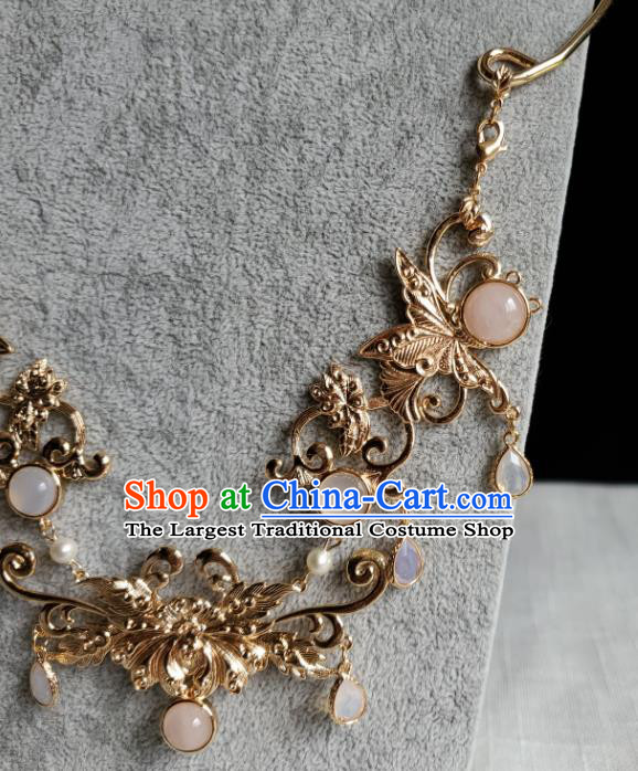 Chinese Handmade Golden Chrysanthemum Necklet Classical Jewelry Accessories Ancient Princess Hanfu Necklace Longevity Lock for Women