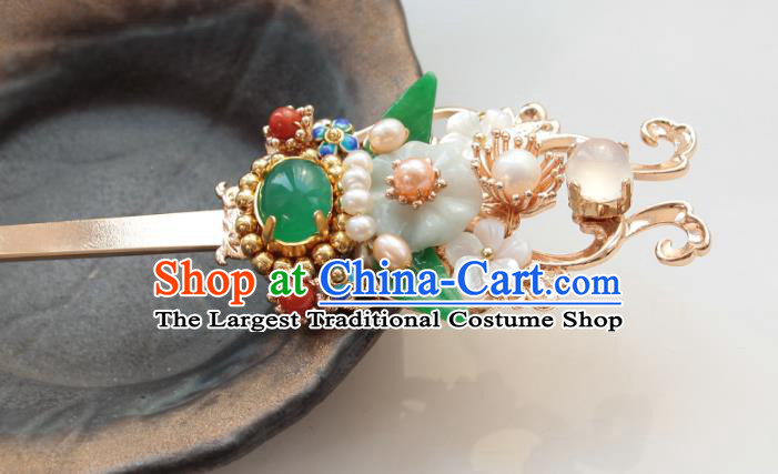 Chinese Classical Jade Plum Hair Stick Handmade Hanfu Hair Accessories Ancient Ming Dynasty Empress Pearls Golden Hairpins