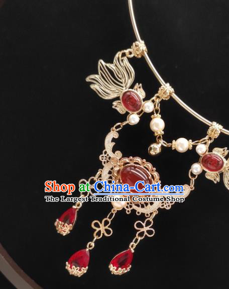 Chinese Handmade Ming Dynasty Hanfu Red Quartz Necklet Classical Jewelry Accessories Ancient Princess Golden Necklace for Women