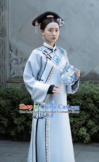 Chinese Qing Dynasty Court Maid Costumes Ancient Manchu Palace Lady Grey Dress Clothing and Handmade Headpieces