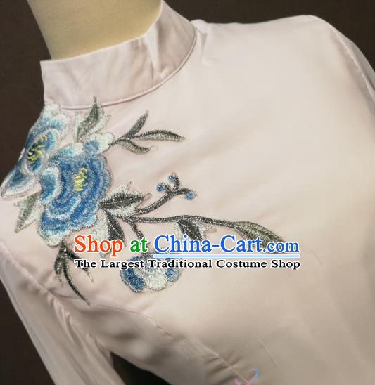 China Classical Dance Costumes Spring Festival Gala White Chiffon Blouse and Pants Outfits Women Fan Dance Dress
