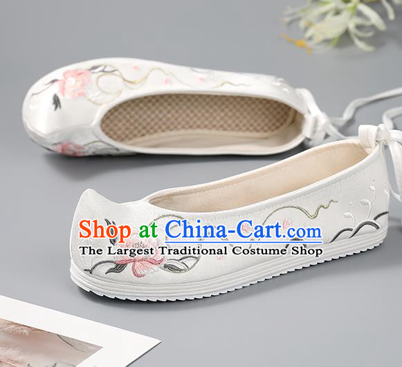 China Ancient Princess Embroidered Shoes White Bow Shoes Traditional Hanfu Shoes Handmade Cloth Shoes