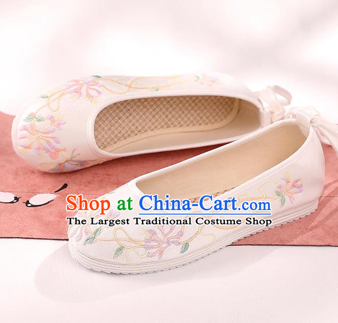 China Embroidered White Shoes Traditional Cloth Shoes Hanfu Shoes Handmade Shoes