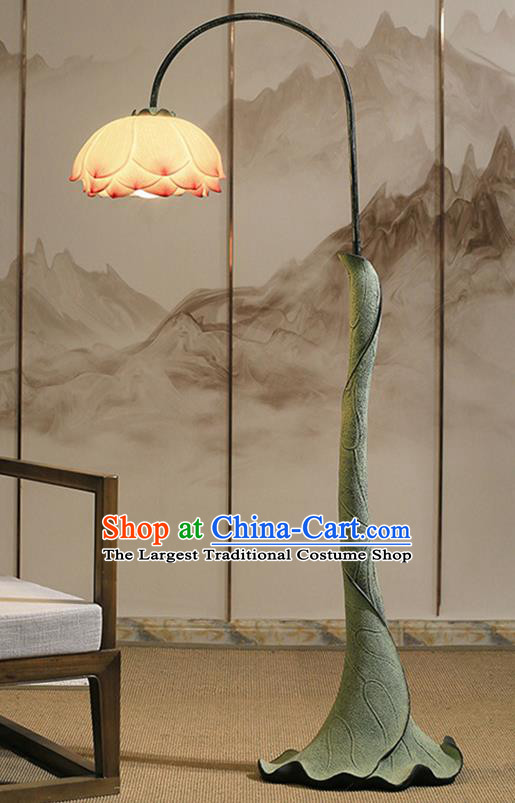 China Iron Art Floor Lamp Traditional Home Decorations Handmade Lotus High Lantern