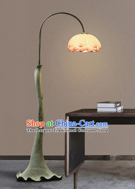 China Iron Art Floor Lamp Traditional Home Decorations Handmade Lotus High Lantern