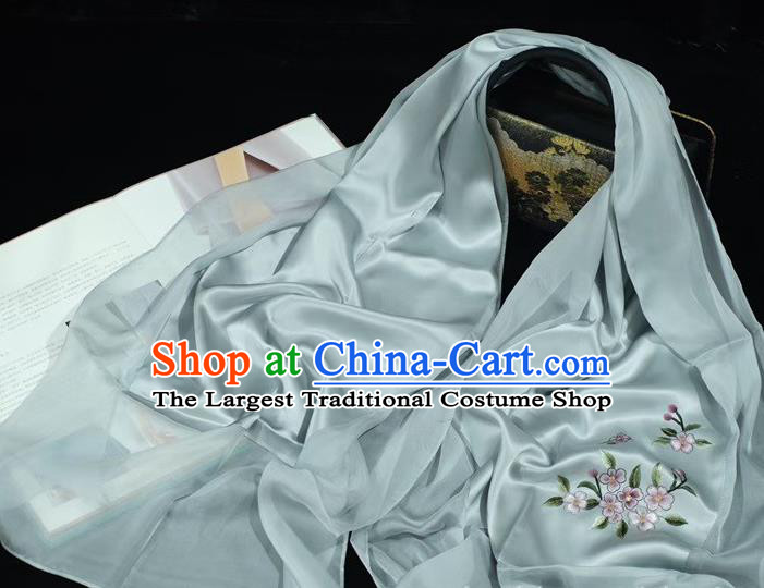 China Traditional Embroidered Light Grey Silk Tippet Suzhou Embroidery Sakura Scarf Mother Cappa