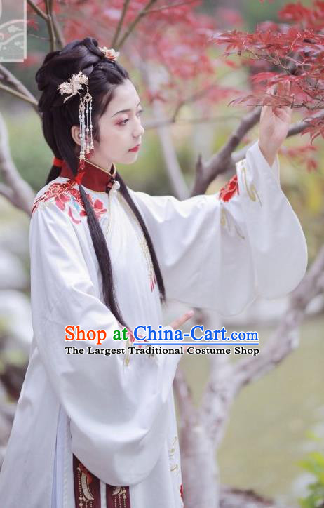 China Ancient Noble Female Hanfu Dress Traditional Ming Dynasty Royal Princess Historical Costumes White Gown and Skirt Full Set