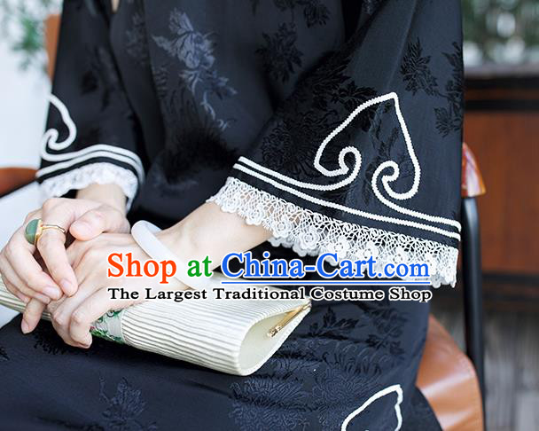 China Traditional Embroidered Black Qipao Women Classical Dress Clothing Wide Sleeve Cheongsam