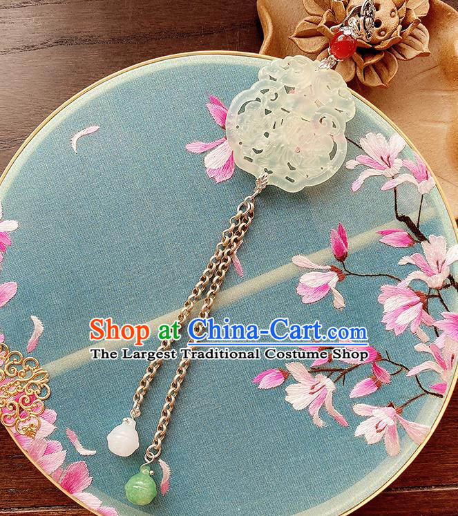 China Classical Cheongsam Jade Pendant Accessories Traditional Brooch