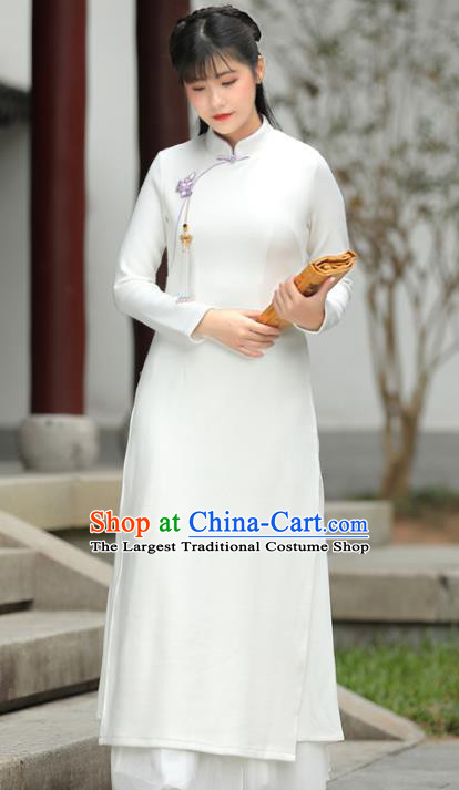 China Traditional Women Classical Dress National Qipao Clothing Tang Suit White Woolen Cheongsam