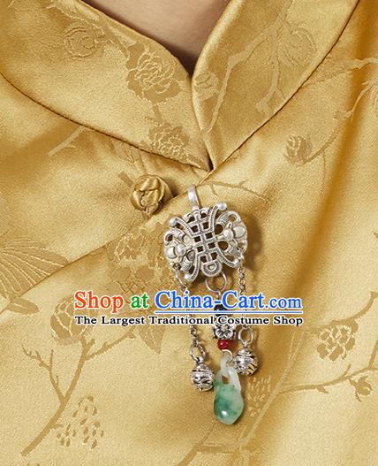 China Jade Vase Collar Button Traditional Cheongsam Accessories Classical Cupronickel Brooch