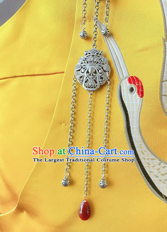 China Traditional Silver Carving Bat Brooch Classical Tassel Pendant Cheongsam Accessories