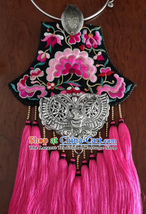 Handmade China National Silver Carving Butterfly Rosy Tassel Accessories Traditional Embroidered Necklace Pendant