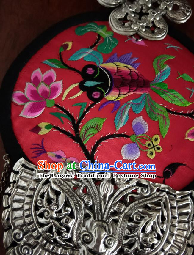 China Miao Ethnic Silver Carving Butterfly Necklet Handmade Traditional National Red Embroidered Necklace Accessories