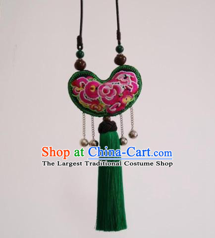 Handmade China Ethnic Green Tassel Necklace Traditional Miao Nationality Embroidered Accessories Necklet