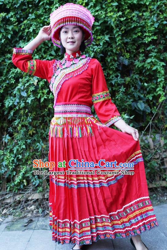 China Yunnan Lisu Nationality Red Blouse and Long Skirt Traditional Ethnic Women Uniforms with Headpiece Embroidered Belt