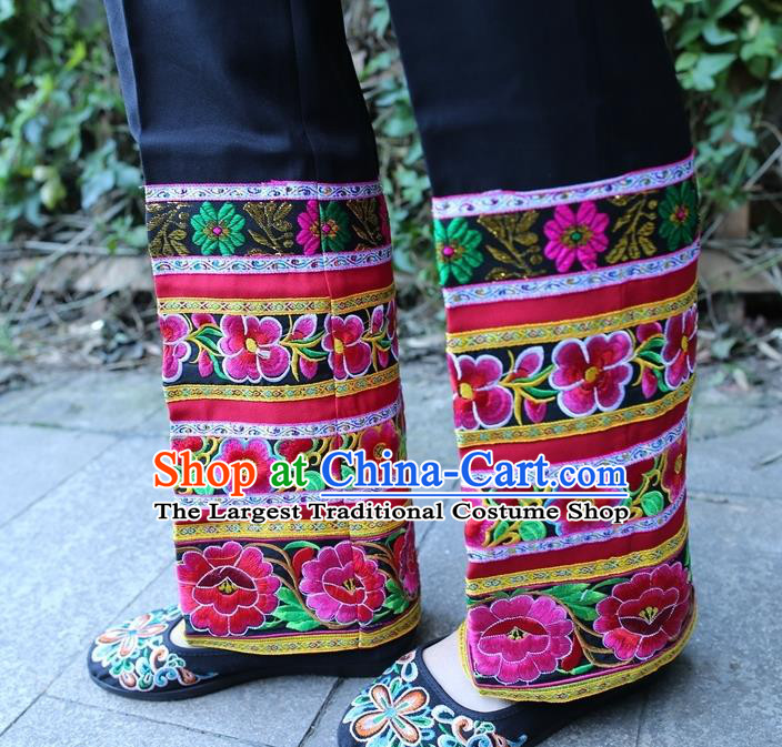 China Yi Nationality Embroidered Outfits Chinese Yi Ethnic Women Costumes Blouse and Pants with Rosy Tassel Hat