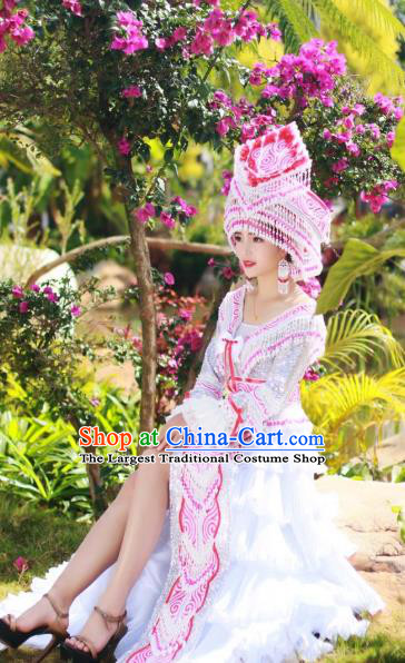 China Yunnan Miao Minority Costumes Travel Photography White Blouse and Long Skirt Wenshan Ethnic Women Fashion with Headdress