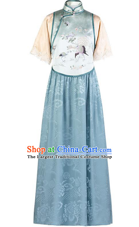Chinese Classical Embroidered Light Green Dress Traditional National Costume Women Cheongsam