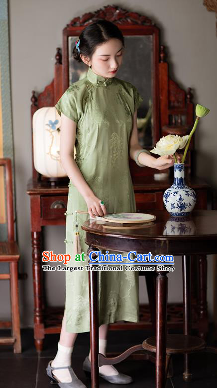 Chinese Traditional Grape Pattern Light Green Silk Cheongsam National Women Classical Qipao Dress Costume