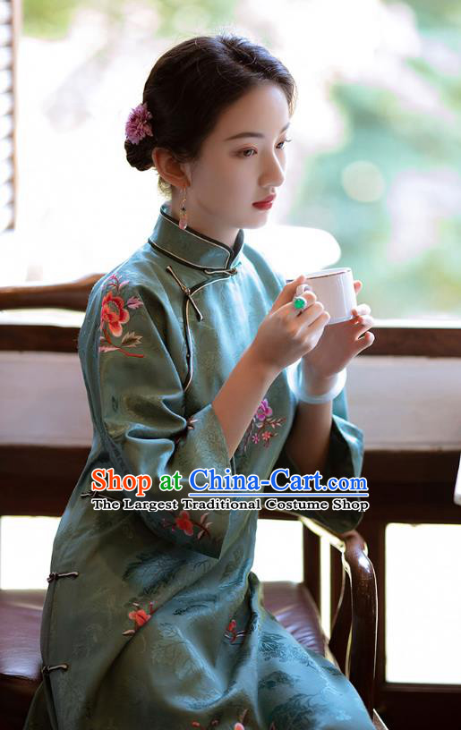 China National Women Embroidered Peony Dress Classical Green Silk Cheongsam Traditional Qipao Costume