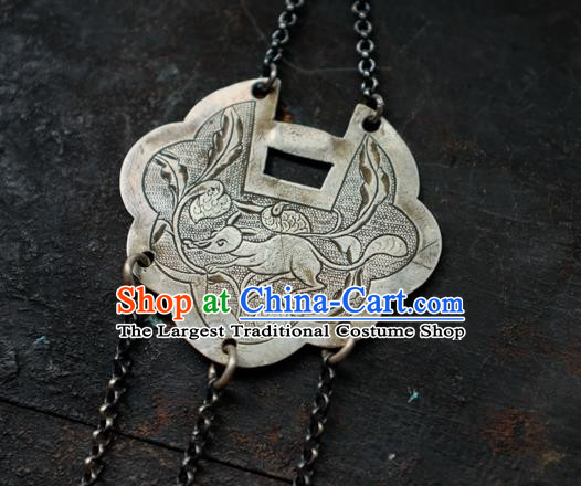 China Traditional Retro Longevity Lock Tassel Earrings Handmade Jewelry Silver Ear Accessories