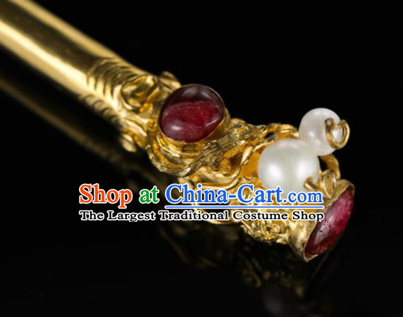 China Ancient Queen Hanfu Gems Hair Stick Handmade Hair Accessories Traditional Ming Dynasty Court Empress Golden Hairpin