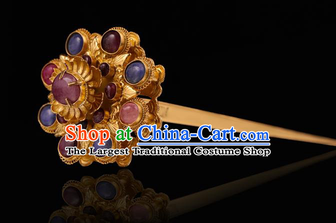 China Traditional Ming Dynasty Gems Peach Blossom Hairpin Handmade Hair Accessories Ancient Empress Golden Hair Stick