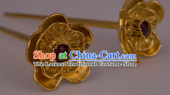 China Ancient Queen Golden Plum Hairpin Handmade Hair Accessories Traditional Ming Dynasty Court Ruby Hair Stick