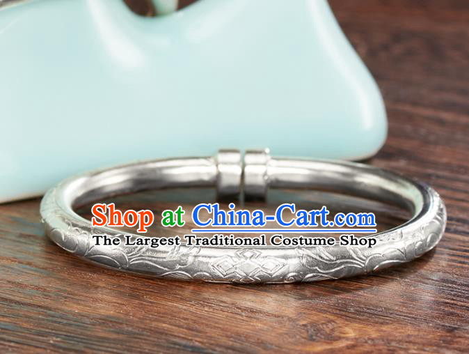 China Tang Dynasty Empress Jewelry Accessories Ancient Court Woman Carving Silver Bracelet