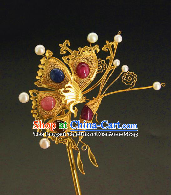China Traditional Handmade Gems Butterfly Hairpin Ancient Court Hair Accessories Ming Dynasty Golden Hair Stick