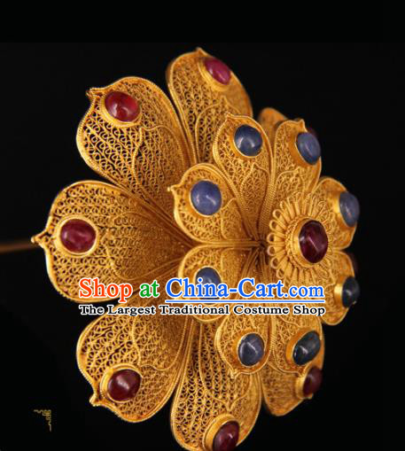 China Handmade Queen Gems Hair Crown Traditional Palace Headpiece Ancient Ming Dynasty Empress Golden Peony Hairpin