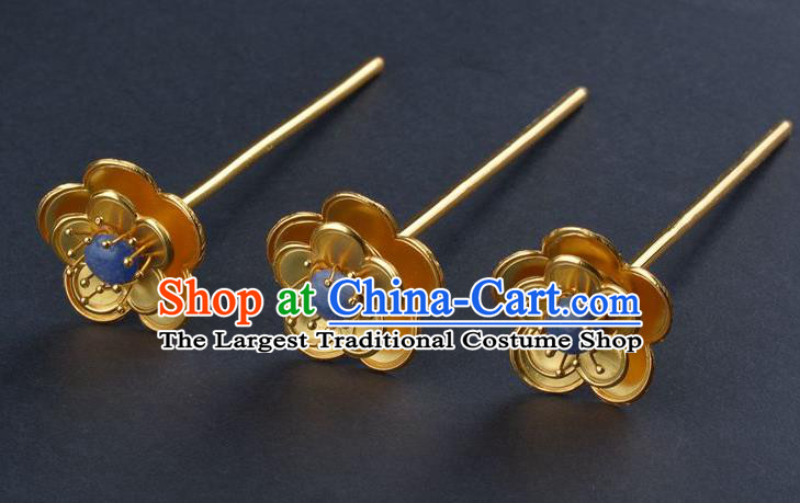 China Handmade Sapphire Hair Jewelry Traditional Ming Dynasty Palace Hairpin Ancient Empress Golden Plum Hair Stick