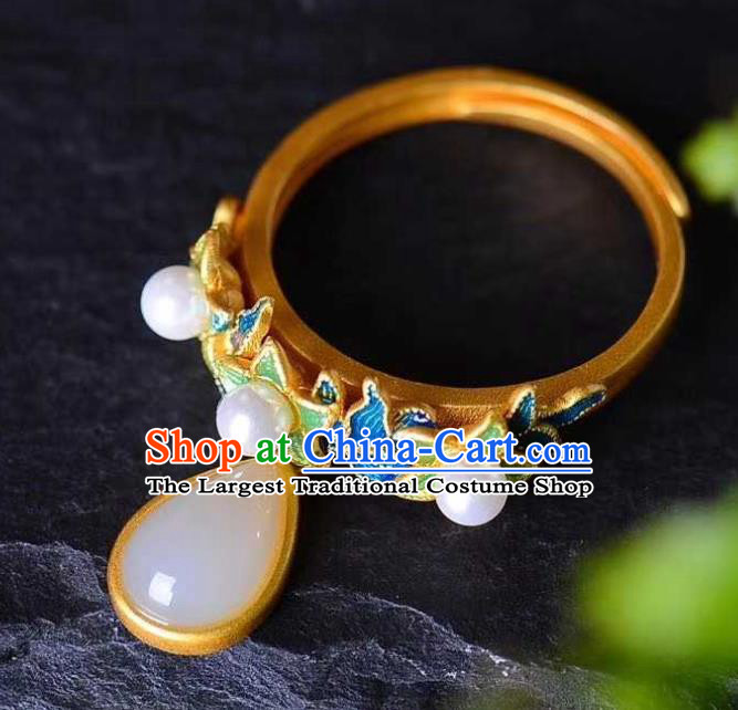 China Ancient Court Queen Cloisonne Ring Traditional Hanfu White Chalcedony Jewelry Accessories