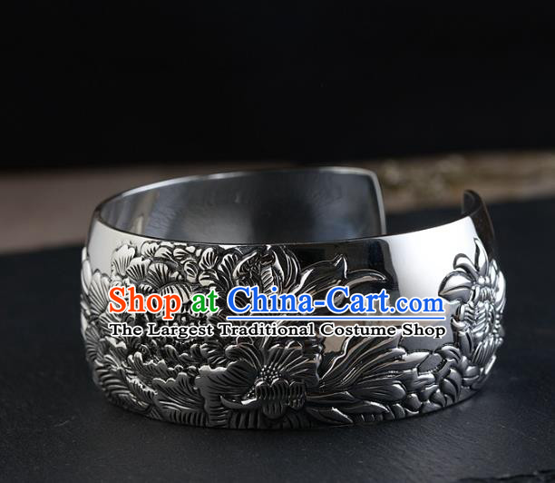 China Traditional National Bangle Accessories Carving Peony Silver Bracelet